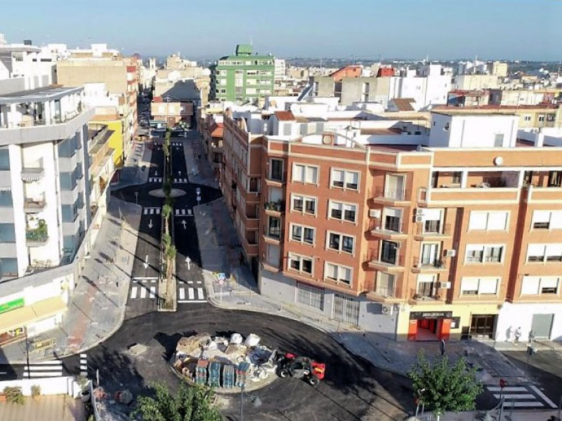 Reurbanización de calle Santa Barbara en Benifaio