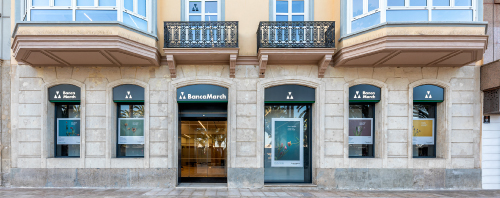 Oficina de Banca March en la Explanada de España. Alicante